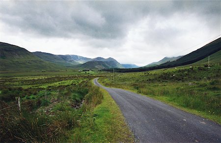 simsearch:700-00476577,k - Rural Road, Irlande Photographie de stock - Rights-Managed, Code: 700-00182940