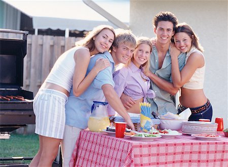 simsearch:700-00183144,k - Teenagers at Barbeque Stock Photo - Rights-Managed, Code: 700-00183117