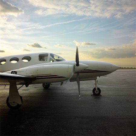 sunset small plane - Private Jet on Tarmac Stock Photo - Rights-Managed, Code: 700-00194580