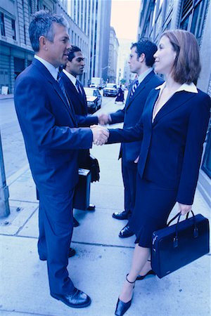 simsearch:700-00195325,k - Business People Shaking Hands Foto de stock - Con derechos protegidos, Código: 700-00194690