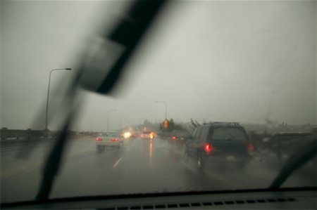 Traffic in the Rain Fotografie stock - Rights-Managed, Codice: 700-00195134