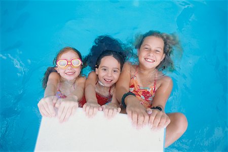 Filles dans la piscine Photographie de stock - Rights-Managed, Code: 700-00195530