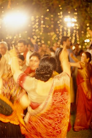 simsearch:700-00328044,k - Gens qui dansent au mariage indien Photographie de stock - Rights-Managed, Code: 700-00195620