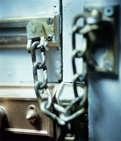 simsearch:700-00023139,k - Chain Lock Stock Photo - Rights-Managed, Code: 700-00195762