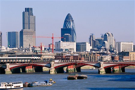 english ports - City Skyline London, England Stock Photo - Rights-Managed, Code: 700-00195779