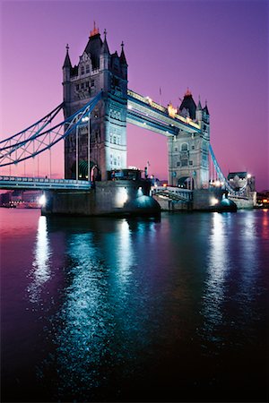 simsearch:700-00197866,k - Tower Bridge at Dawn London, England Foto de stock - Direito Controlado, Número: 700-00195783