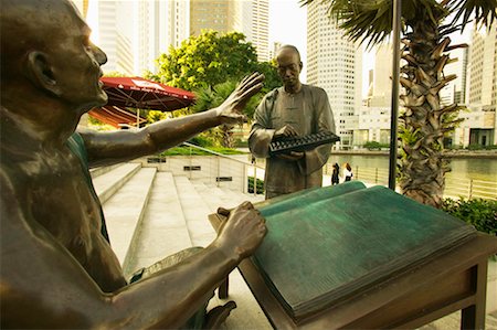 simsearch:841-02946320,k - Statues at North Boat Quay Singapore Fotografie stock - Rights-Managed, Codice: 700-00195911