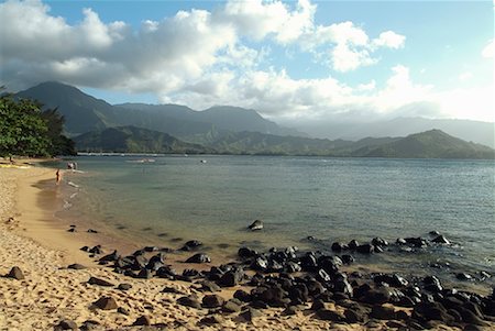 Vue d'ensemble de plage Princeville, Kauai, Hawaii, USA Photographie de stock - Rights-Managed, Code: 700-00196257