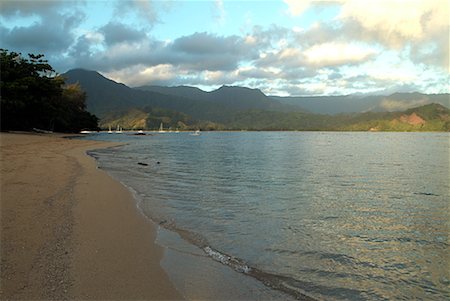 Vue d'ensemble de plage Princeville, Kauai, Hawaii, USA Photographie de stock - Rights-Managed, Code: 700-00196259