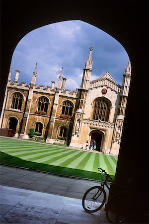 Corpus Christi College Grounds Cambridge, England Foto de stock - Con derechos protegidos, Código: 700-00196683