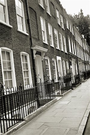 england london pictures in black and white - Row of Townhouses London, England Stock Photo - Rights-Managed, Code: 700-00196727