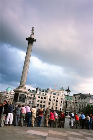 simsearch:700-00356964,k - Personnes à Trafalgar Square, Londres, Angleterre Photographie de stock - Rights-Managed, Code: 700-00196748