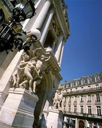 simsearch:700-03069057,k - Statue at the Paris Opera House Paris, France Foto de stock - Con derechos protegidos, Código: 700-00197482