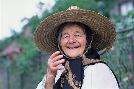 romanian ethnicity - Elderly Woman Outdors Stock Photo - Rights-Managed, Code: 700-00198564