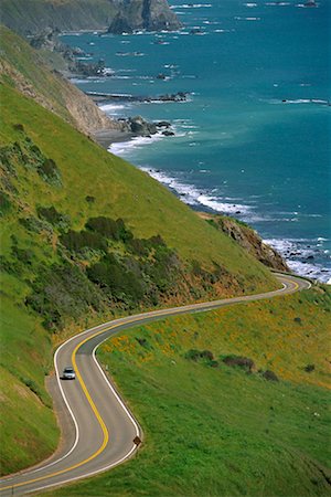 pacific coast highway - Véhicule sur l'autoroute Pacific Coast Highway 101 côte de la Californie Photographie de stock - Rights-Managed, Code: 700-00199818