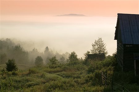 Cabin Madawaska Highlands Ontario, Canada Stock Photo - Rights-Managed, Code: 700-00190416