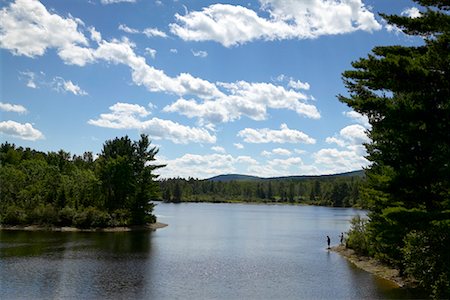 Gens pêche Madawaska River, Ontario, Canada Photographie de stock - Rights-Managed, Code: 700-00190418