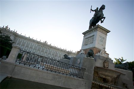 plaza de oriente - Equestrian Statue in Plaza de Oriente Madrid, Spain Stock Photo - Rights-Managed, Code: 700-00190754