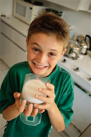 simsearch:700-00639623,k - Boy Drinking Glass of Milk Stock Photo - Rights-Managed, Code: 700-00193529