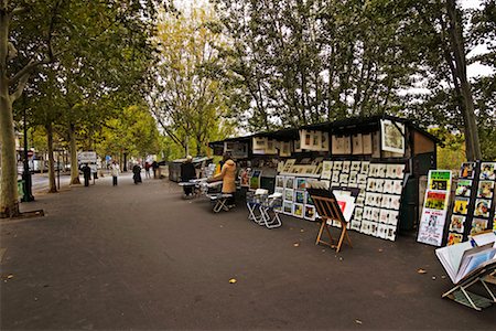 paris people painting - Vendors Selling Art Paris, France Stock Photo - Rights-Managed, Code: 700-00269554