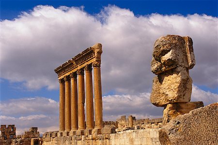 Temple of Jupiter Baalbak, Lebanon Foto de stock - Direito Controlado, Número: 700-00262873