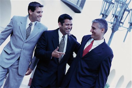 Trois hommes d'affaires à l'extérieur Photographie de stock - Rights-Managed, Code: 700-00274946