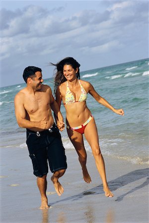 simsearch:700-01880145,k - Couple on the Beach Stock Photo - Rights-Managed, Code: 700-00274990