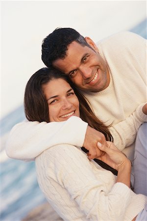 simsearch:700-00197704,k - Couple Outdoors Stock Photo - Rights-Managed, Code: 700-00275001