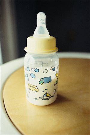 preparado para biberón - Baby Bottle Foto de stock - Con derechos protegidos, Código: 700-00270140