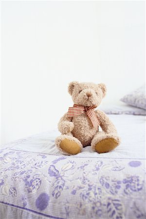 furry teddy bear - Teddy Bear on Bed Stock Photo - Rights-Managed, Code: 700-00270142