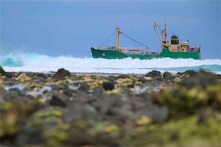 Cargo Ship Foto de stock - Con derechos protegidos, Código: 700-00285707