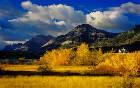 simsearch:700-00285976,k - Prince of Wales Hotel Waterton Lakes National Park, Alberta, Canada Photographie de stock - Rights-Managed, Code: 700-00285967