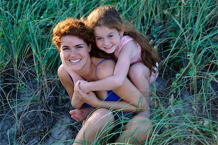 redhead children hug - Portrait of Mother and Daughter Stock Photo - Rights-Managed, Code: 700-00280074
