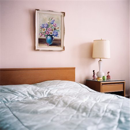 Chambre à coucher vintage Photographie de stock - Rights-Managed, Code: 700-00280148