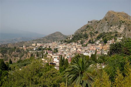 sicily etna - Vue d'ensemble de Taormina-Messine, Sicile, Italie Photographie de stock - Rights-Managed, Code: 700-00281152