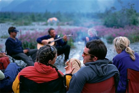 Menschen, die Camping Stockbilder - Lizenzpflichtiges, Bildnummer: 700-00281940