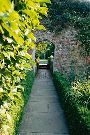 sissinghurst castle garden - Sissinghurst Castle Garden Kent, England Stock Photo - Rights-Managed, Code: 700-00328331