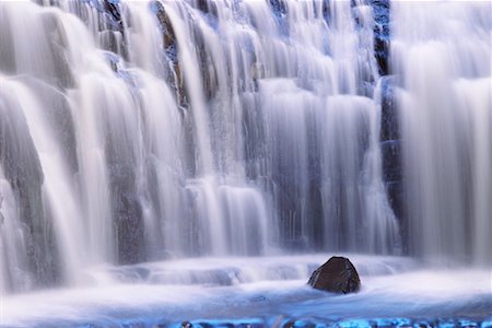 purakaunui falls - Purakaunui Falls South Island, Nouvelle-Zélande Photographie de stock - Rights-Managed, Code: 700-00345125