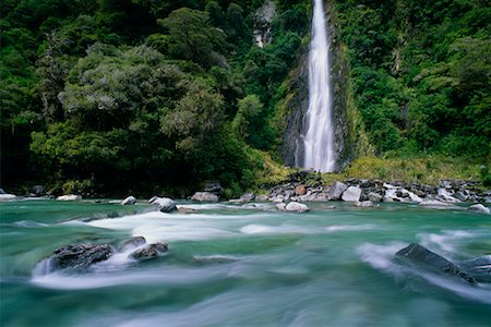 Thunder Creek Falls South Island, New Zealand Fotografie stock - Rights-Managed, Codice: 700-00345205