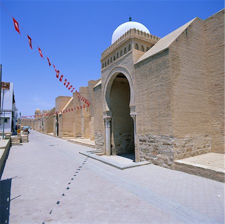 The Great Mosque of Okba Kairouan, Tunisa, Africa Foto de stock - Con derechos protegidos, Código: 700-00349910