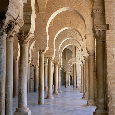 Intérieur de la grande mosquée de Kairouan, Tunisie Afrique Okba Photographie de stock - Rights-Managed, Code: 700-00349912