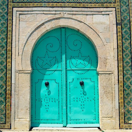 simsearch:700-00349964,k - Porte de la mosquée Tunisie, Afrique Photographie de stock - Rights-Managed, Code: 700-00349963