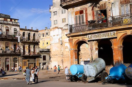 simsearch:832-03723648,k - Street Scene Havana, Cuba Stock Photo - Rights-Managed, Code: 700-00342150