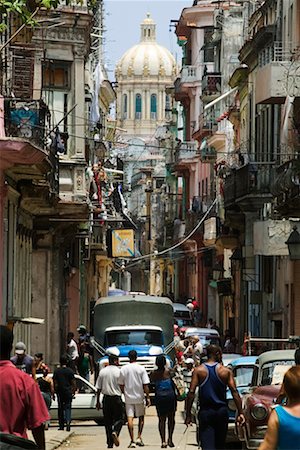 Street Scene Havana, Cuba Foto de stock - Con derechos protegidos, Código: 700-00356711