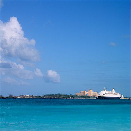 simsearch:700-02798006,k - Cruise Ship on Water Nassau, Bahamas Stock Photo - Rights-Managed, Code: 700-00357749