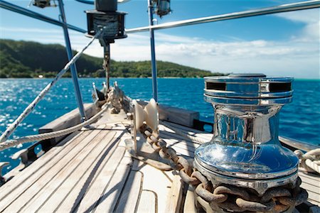 Guindeau électrique sur voilier Photographie de stock - Rights-Managed, Code: 700-00365626