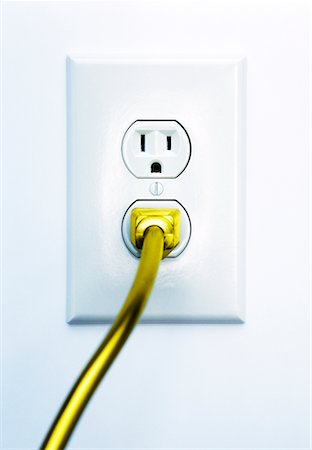 simsearch:600-00065205,k - Golden Plug in Electrical Outlet Foto de stock - Con derechos protegidos, Código: 700-00367744