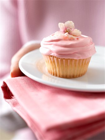 simsearch:700-00361494,k - Cupcake Stock Photo - Rights-Managed, Code: 700-00361486