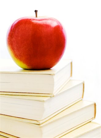 simsearch:700-00070679,k - Apple on Stack of Books Stock Photo - Rights-Managed, Code: 700-00362044