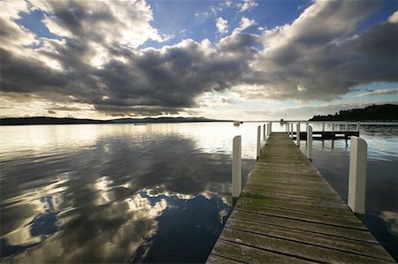 puerto victoria - Dock et lac Mallacoota, Victoria, Australie Photographie de stock - Rights-Managed, Code: 700-00363230